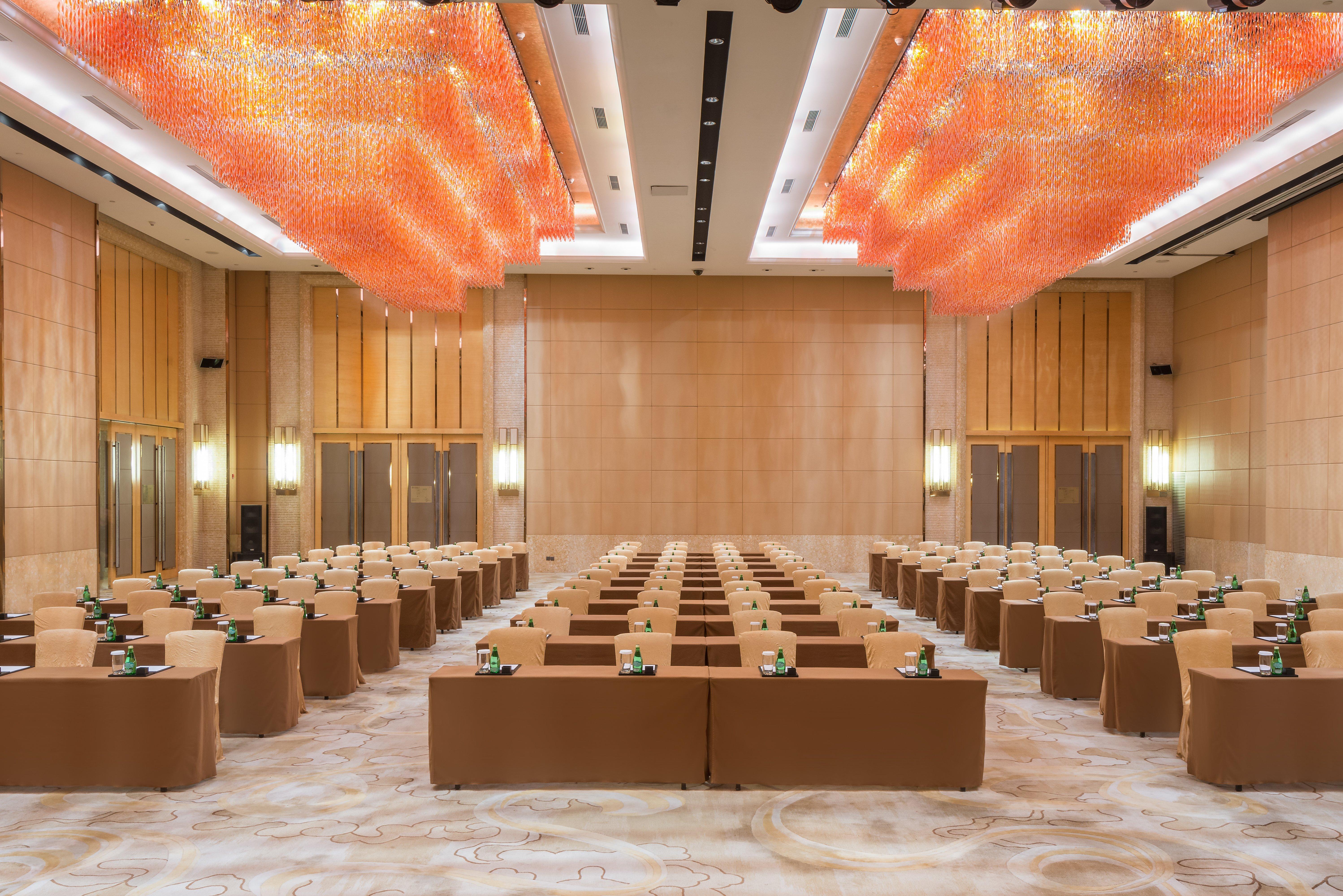 Crowne Plaza Hotel Lanzhou By Ihg Exterior photo