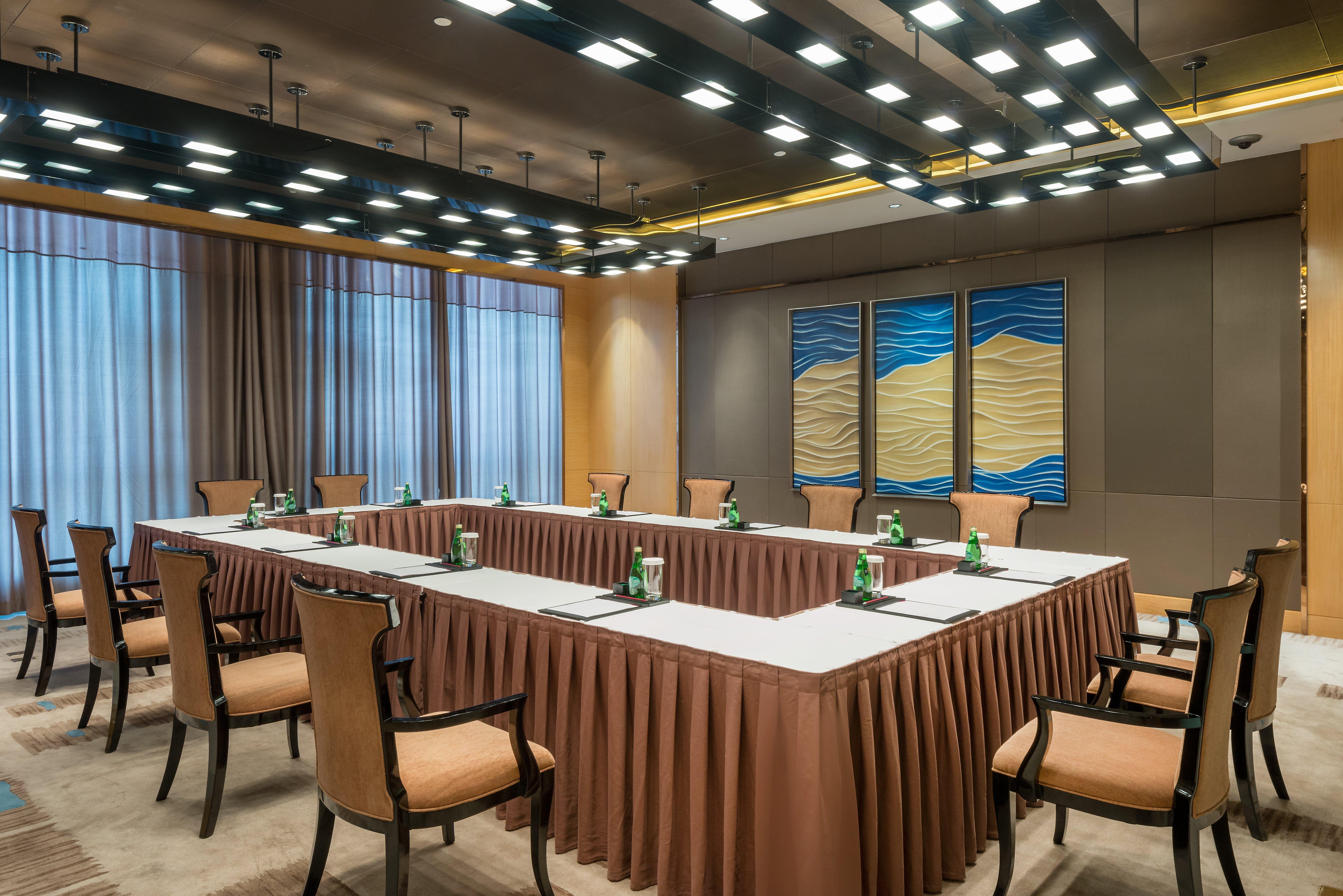 Crowne Plaza Hotel Lanzhou By Ihg Exterior photo