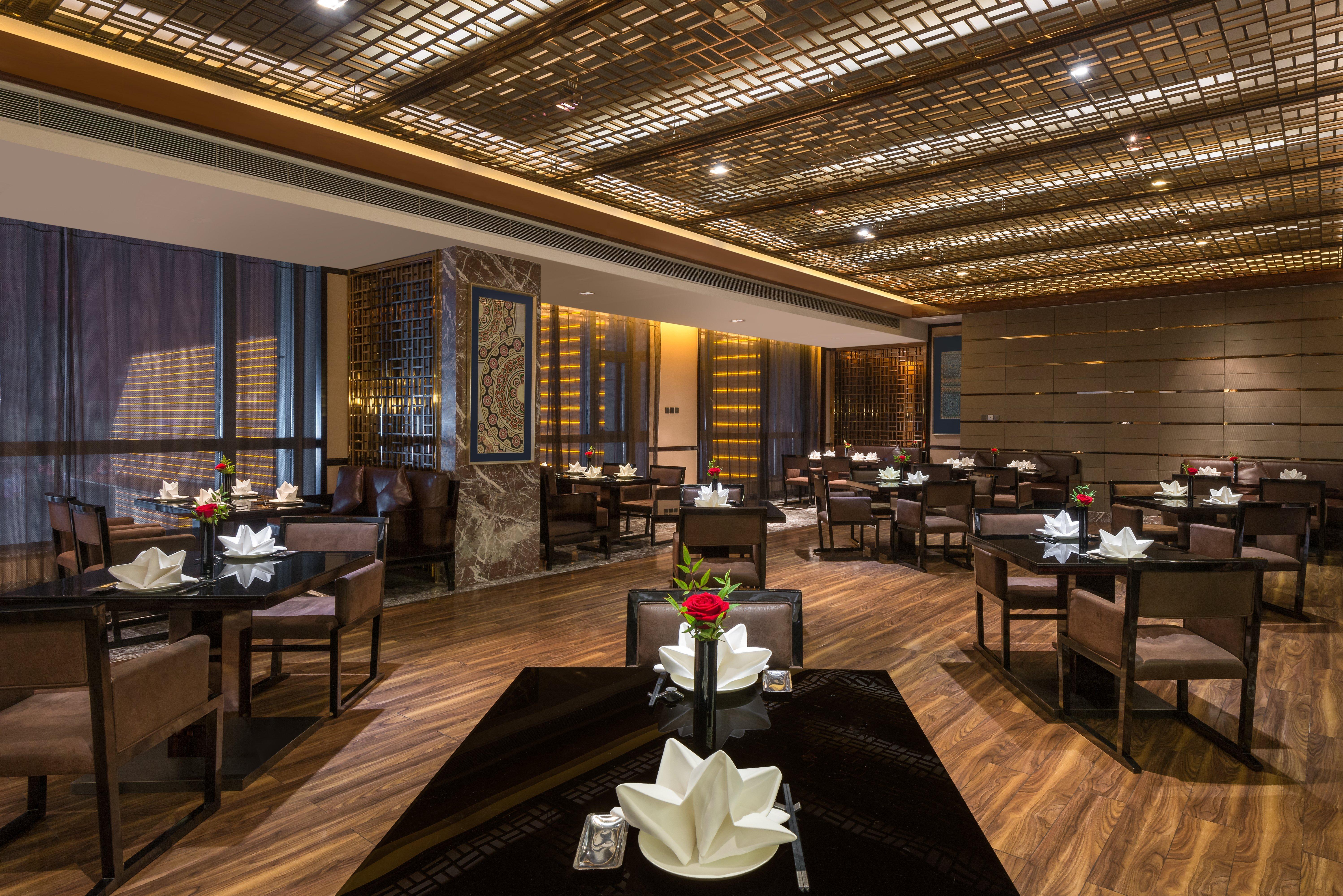 Crowne Plaza Hotel Lanzhou By Ihg Exterior photo